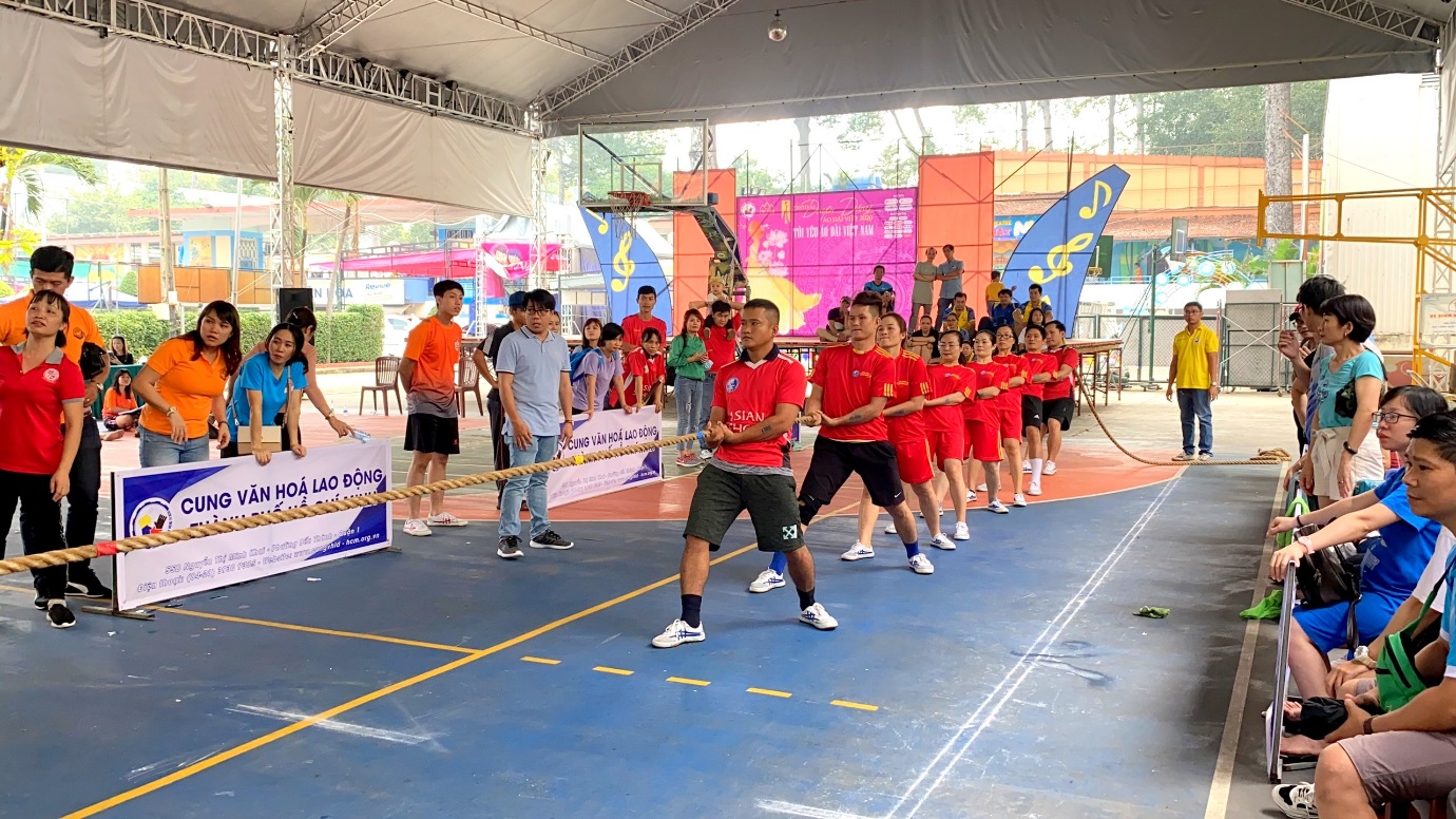 Asian School bảo vệ thành công chức vô địch Kéo co Hội thao Công đoàn ngành giáo dục TPHCM 2020