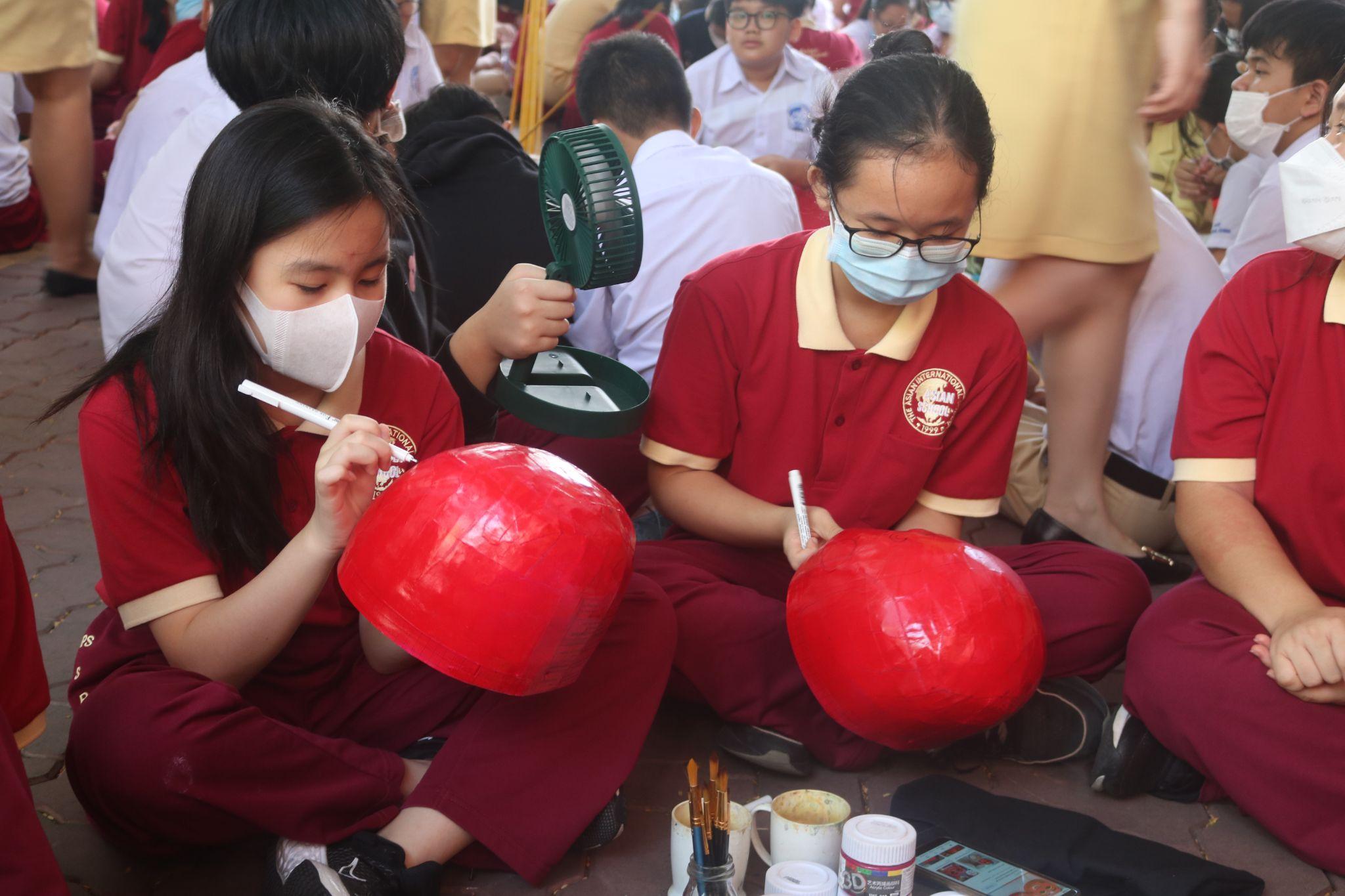 Rộn ràng lễ hội trung thu tại Asian School