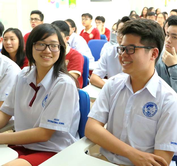 Học sinh Asian School tham dự hội thảo của Giáo sư Đại học Newcastle (Úc)