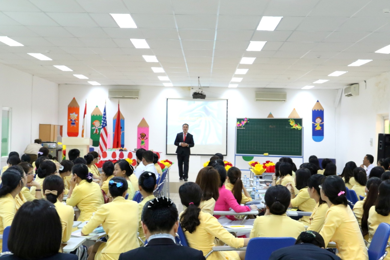 The workshop of sharing English teaching experiences in the International Primary School