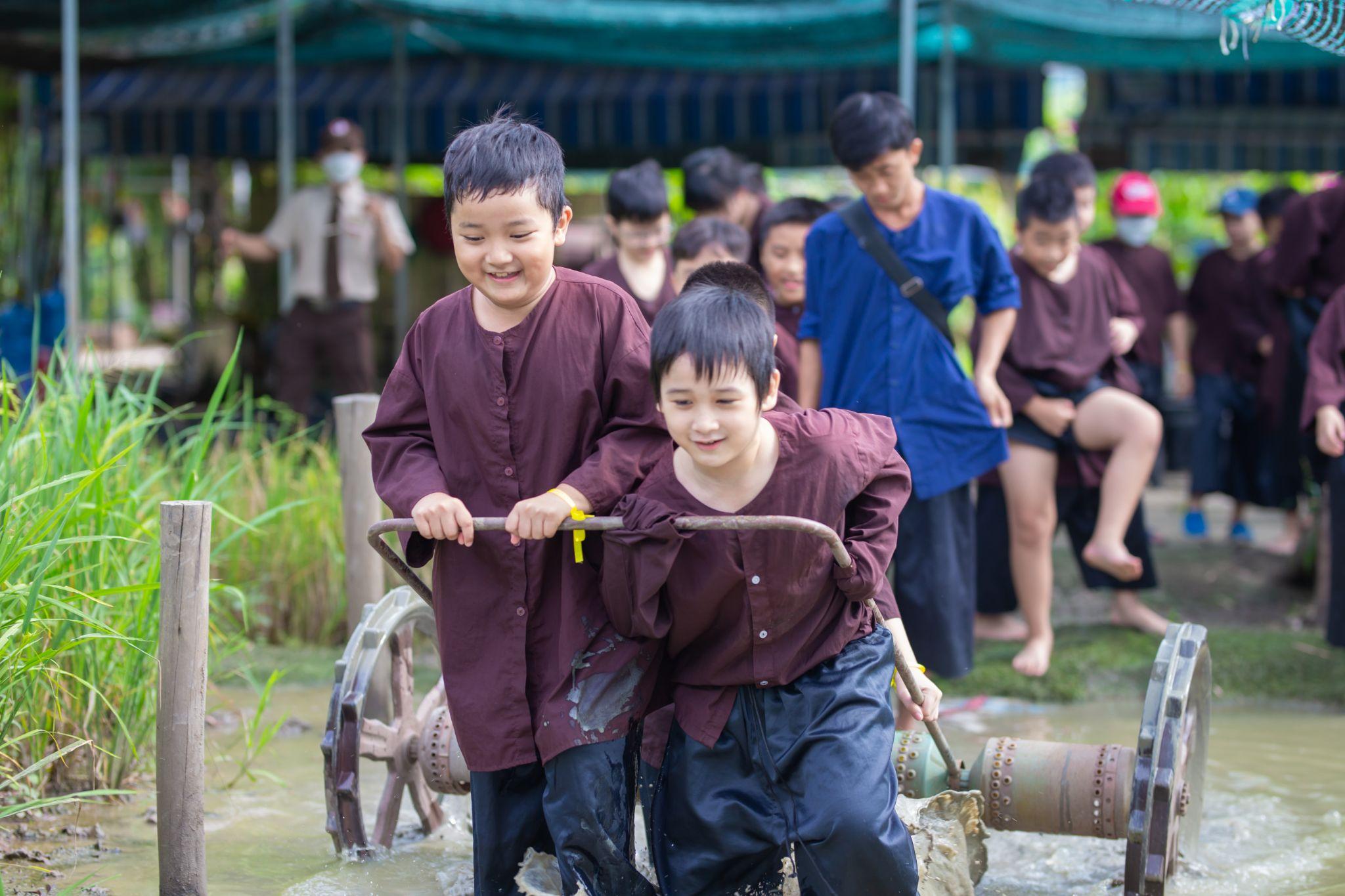 Những chuyến dã ngoại đáng nhớ của học sinh IPS