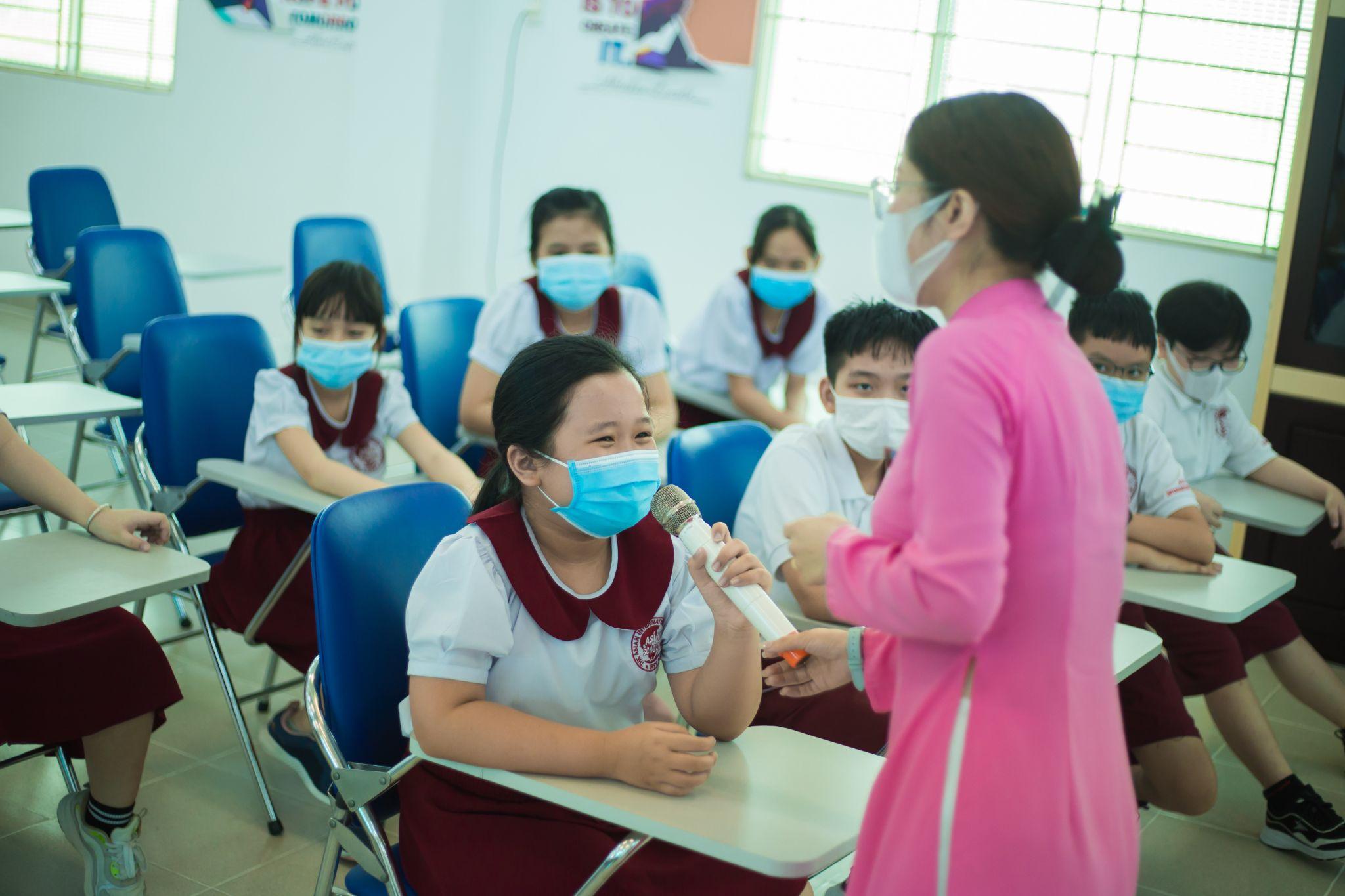 Anti-bullying seminars at the asian school