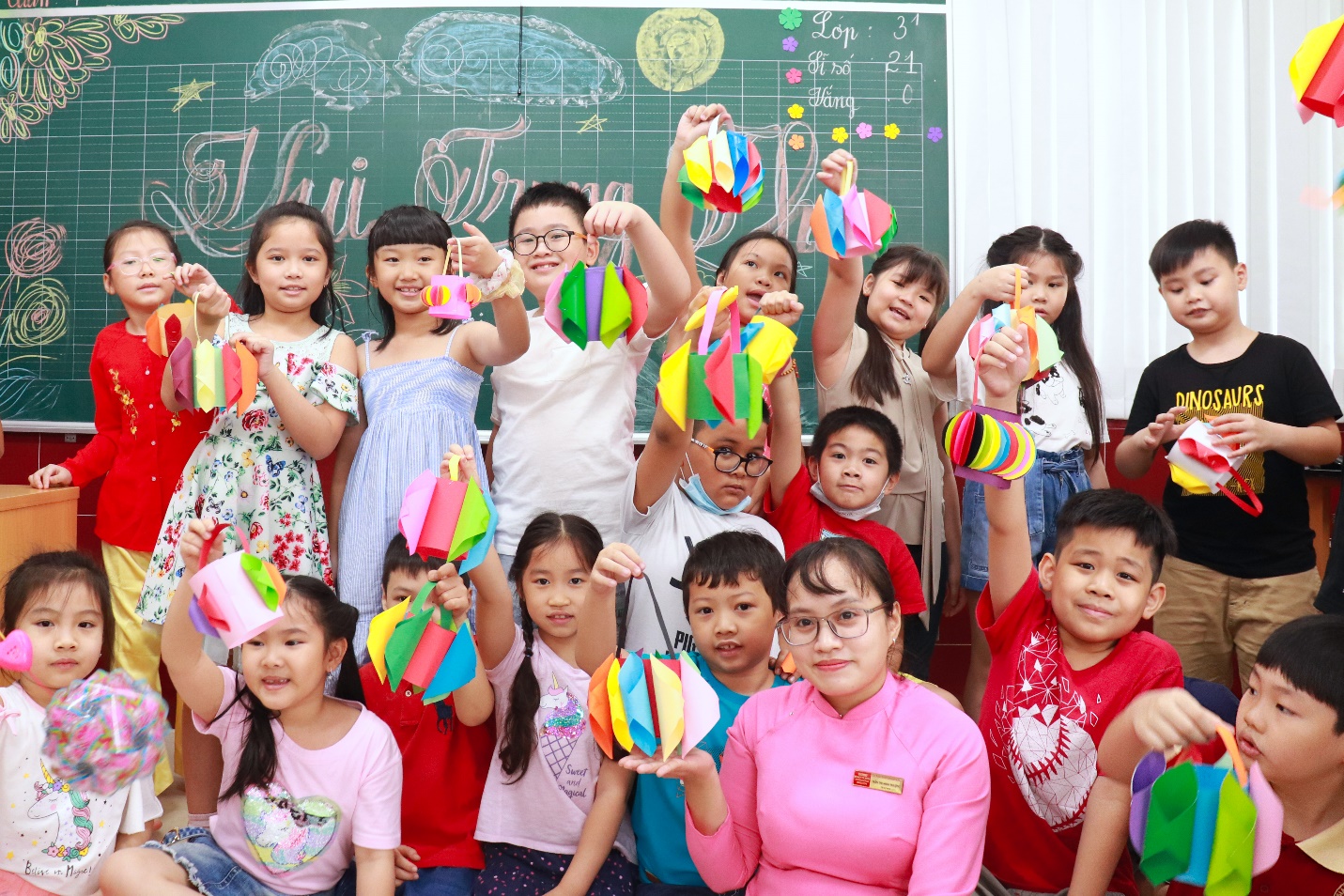 Trở về không khí Tết Trung thu truyền thống cùng học sinh Asian School