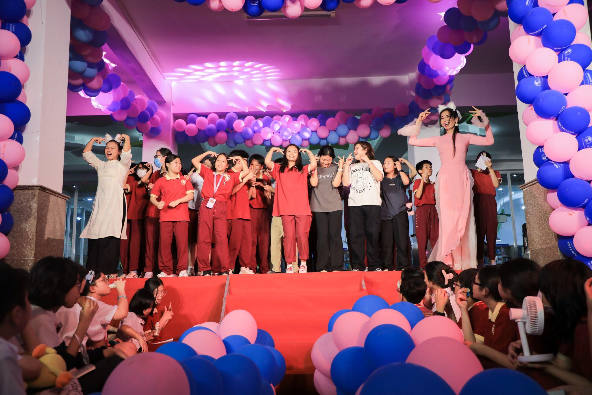 Asian School “chơi lớn” mời dàn sao về giao lưu cùng học sinh<img src='/App_Themes/Default/Images/iconnew.gif' alt='' />