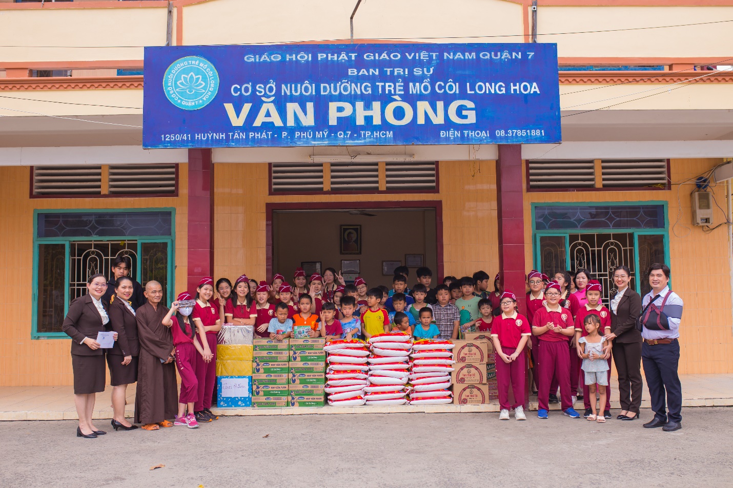 Hành trình thiện nguyện cùng IPS - Viết lên yêu thương từ những việc làm tử tế...