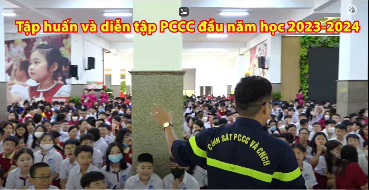 Tập huấn và diễn tập PCCC đầu năm học 2023-2024